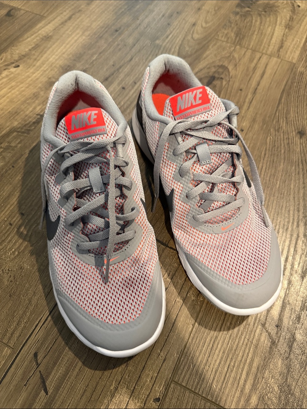 Nike Women's Gray and Pink Mesh Running Shoes